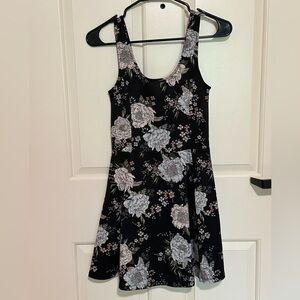 H&M Black Floral Mini Dress (Size 6)